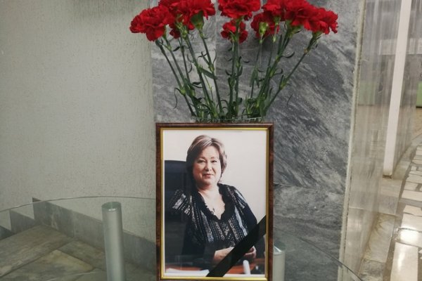 Прощание с Ниной Шмаровой пройдет на Краснозатонском кладбище