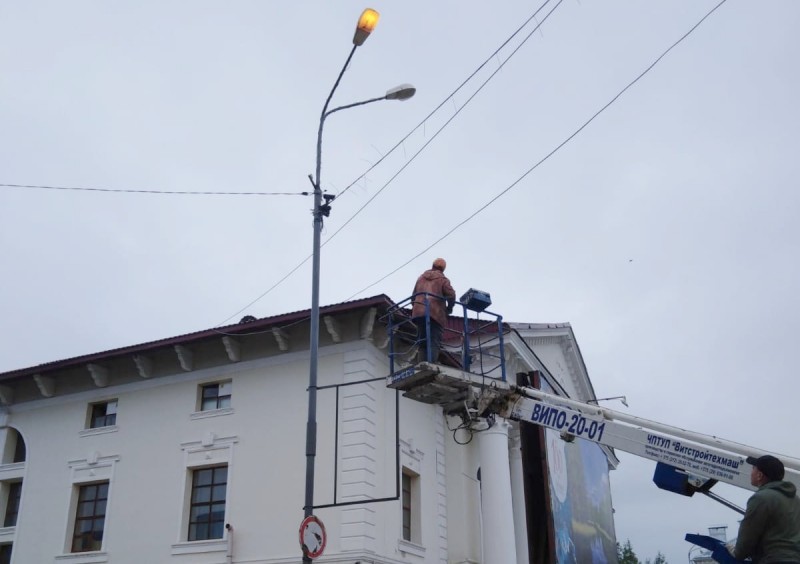 Решаем вместе: в Печоре на площади Победы появились новые фонари