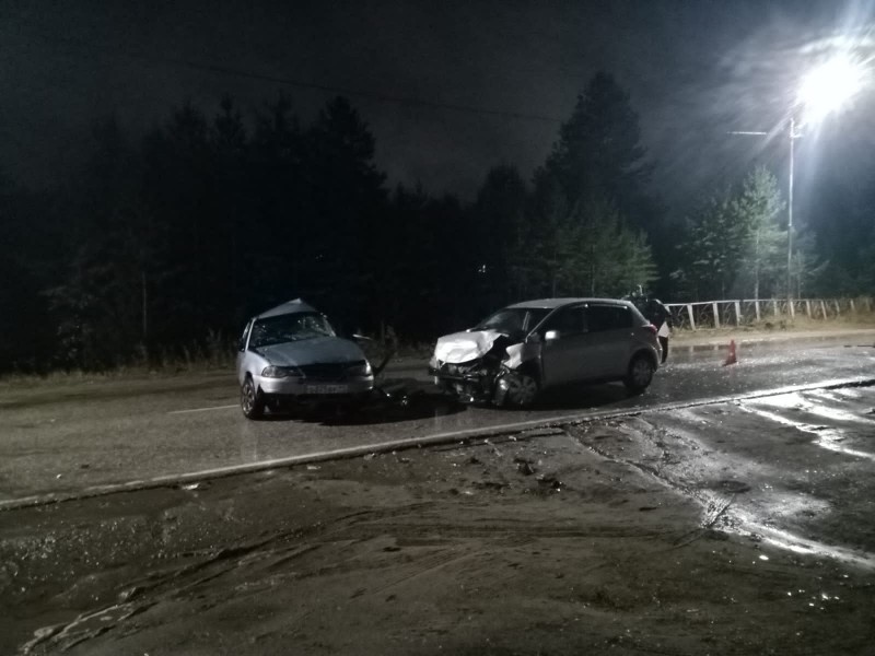 В Печоре в ДТП попала учебная машина