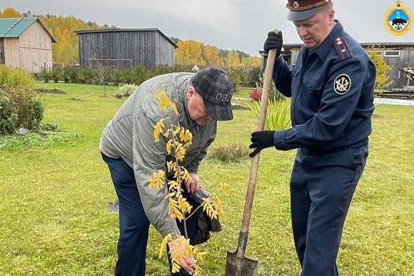 Сотрудники УФСИН России по Коми приняли участие во Всероссийском экологическом субботнике 