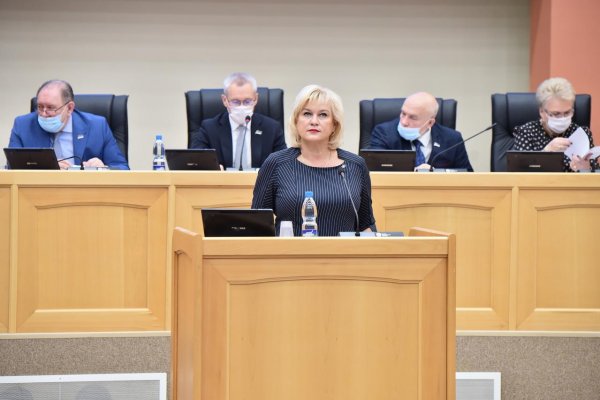 Жители Коми смогут бесплатно получать льготные лекарства не только в государственных, но и в коммерческих аптеках