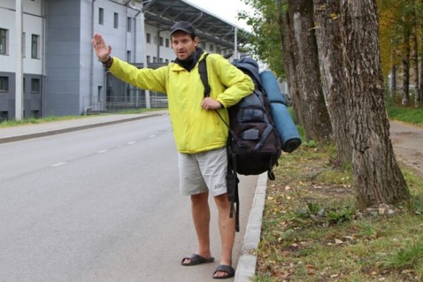 На север в шортах: искатель приключений из Санкт-Петербурга Дмитрий Воронцов приехал в Коми автостопом 