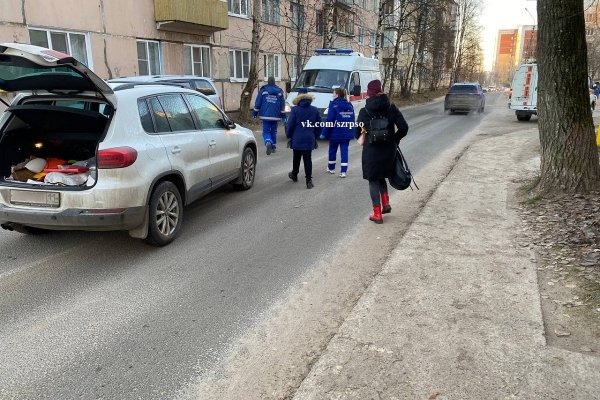 В Эжве во дворе дома пострадал ребенок 