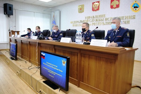 В колониях Коми за 9 месяцев изъяли около 500 сотовых телефонов 