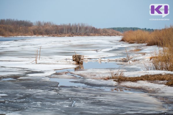 На переправе в Вуктыле прекращено дежурство спасателей