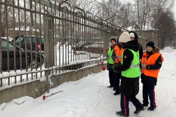 Школьники Сыктывкара и Ухты почтили память жертв ДТП