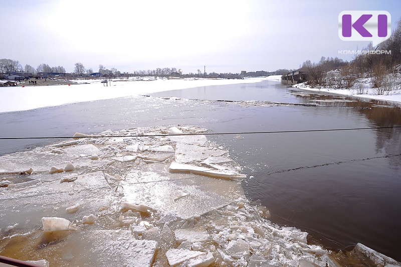 В Вуктыле восстановлено сообщение на переправе в м.Кузьдибож 