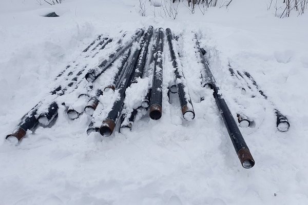 Полицейские Усинска задержали подозреваемых в краже труб массой свыше 17 тонн

