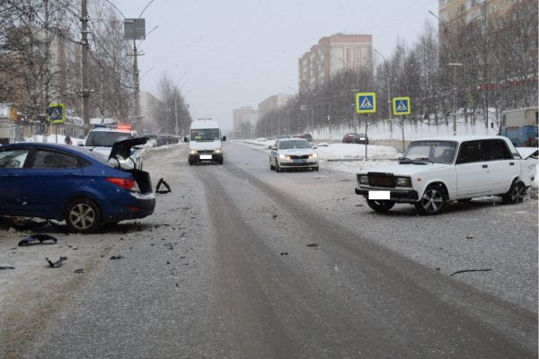 В Ухте в результате столкновения 