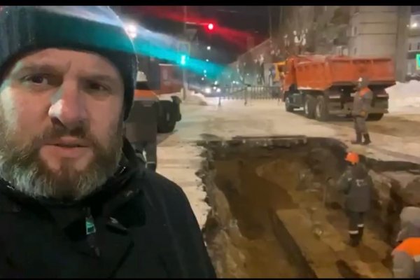 Место повреждения на теплосети в Сыктывкаре обнаружили