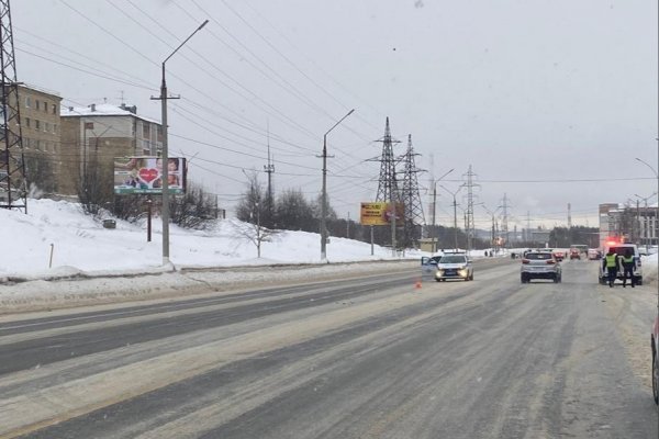 В Ухте юноша попал под колеса авто, когда перебегал дорогу в неположенном месте