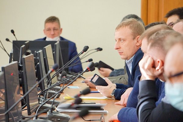 В Сыктывкаре начнут работать два дополнительных мусоровоза с портальной установкой загрузки