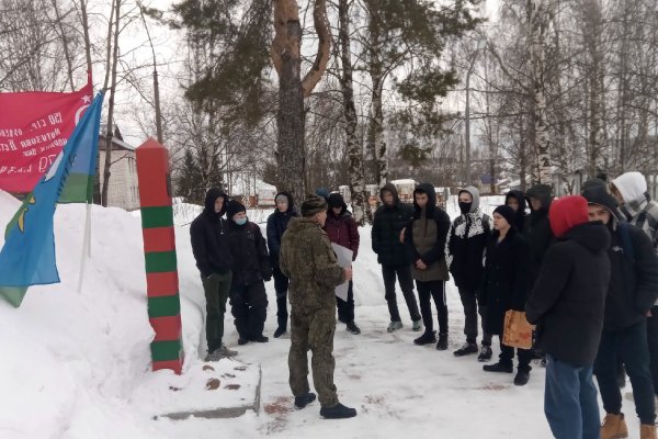 Наше дело правое: для студентов Визинги провели урок мужества