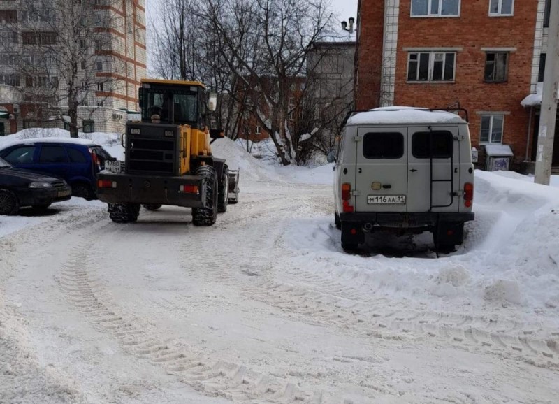 Решаем вместе: в Коми администрации городов и районов оперативно решают проблемы со снегоочисткой по жалобам в соцсетях