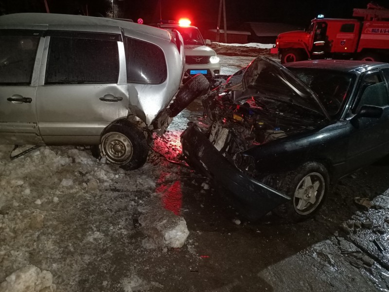 В Коми по вине пьяных водителей пострадали четыре человека