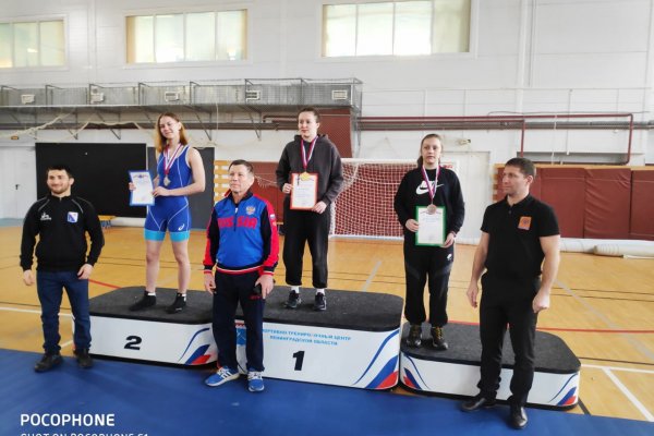 Чемпионат и первенство СЗФО по вольной борьбе увенчались успехом для спортсменок из Коми