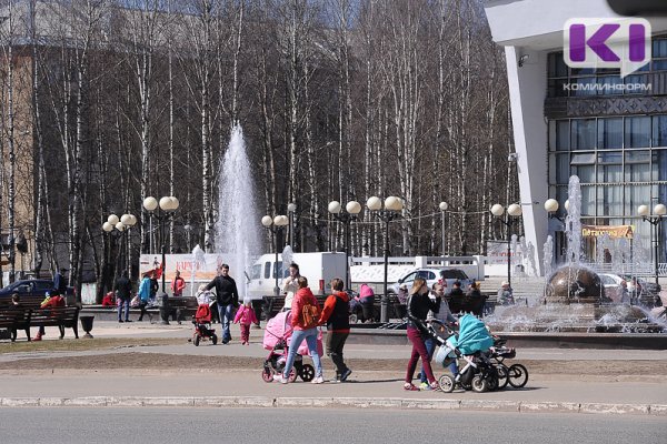 Майские выходные каждый второй житель Коми проведет дома

