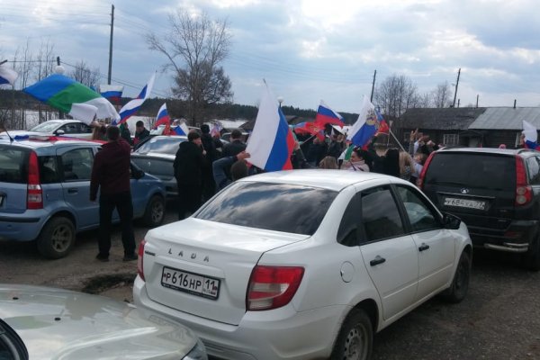 Еще в нескольких районах Коми прошли патриотические автопробеги