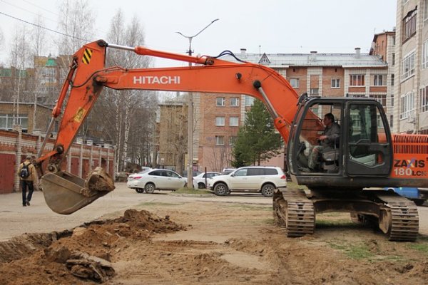 Во дворах Сыктывкара стартовали ремонтные работы