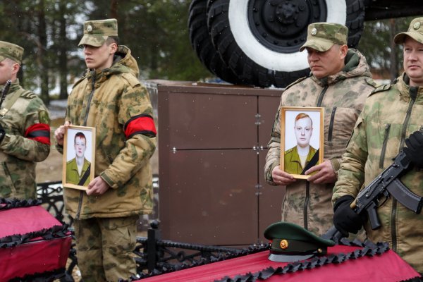 В Корткеросском районе простились с погибшими во время спецоперации на Украине братьями Лоскутовыми