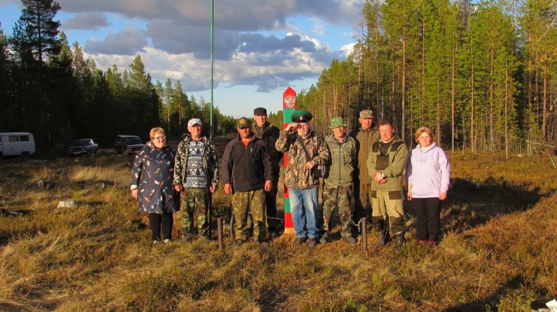 В селе Окунев Нос установлен пограничный столб