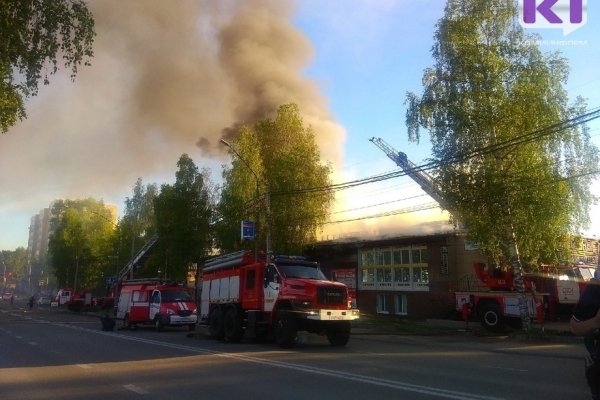 В Коми назвали причину пожара в магазине на ул. Гаражная
