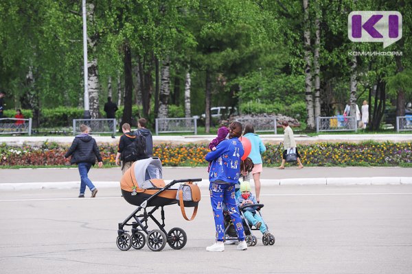 Продолжительность неполного рабочего дня с сохранением права на пособие по уходу за ребенком планируется зафиксировать - ФСС Коми