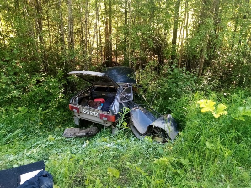 В Сысольском районе "девятка" догнала Volvo