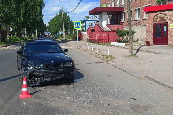 В Сыктывкаре женщина не уступила дорогу и спровоцировала ДТП