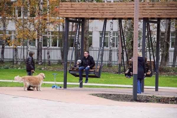 В Сыктывкаре завершается благоустройство сквера по улице Коммунистическая, 72