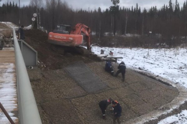 Ремонт моста через реку Вуктыл планируют завершить на следующей неделе

