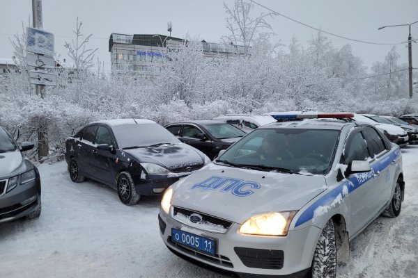 В Ухте сотрудники Госавтоинспекции проверили места остановки и стоянки для инвалидов