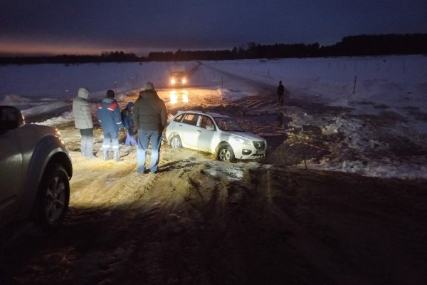 В Алешино под Сыктывкаром на переправе образовалась полынья