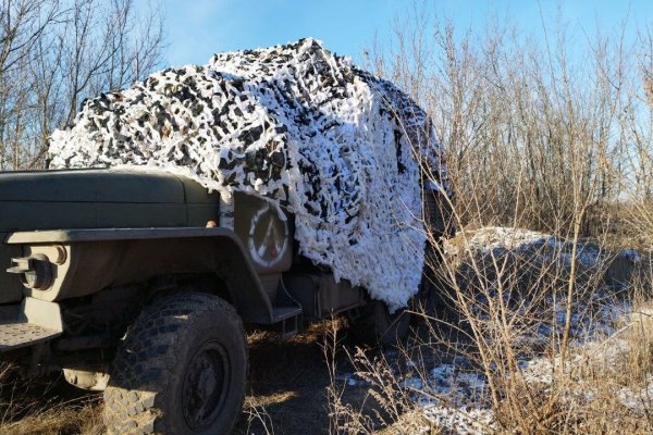 Микуньские волонтеры отправили в зону СВО маскировочные сети