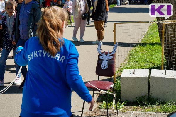 Житель Выльгорта отделался предупреждением за выгул оленя в Сыктывкаре