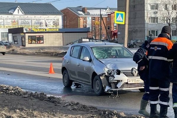 В Ухте на пешеходном переходе сбили женщину