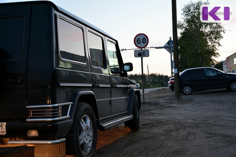 ФНС опубликовала список автомобилей, попадающих под налог на роскошь