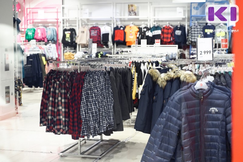 Торговые сети обяжут создать полки с российскими непродовольственными товарами

