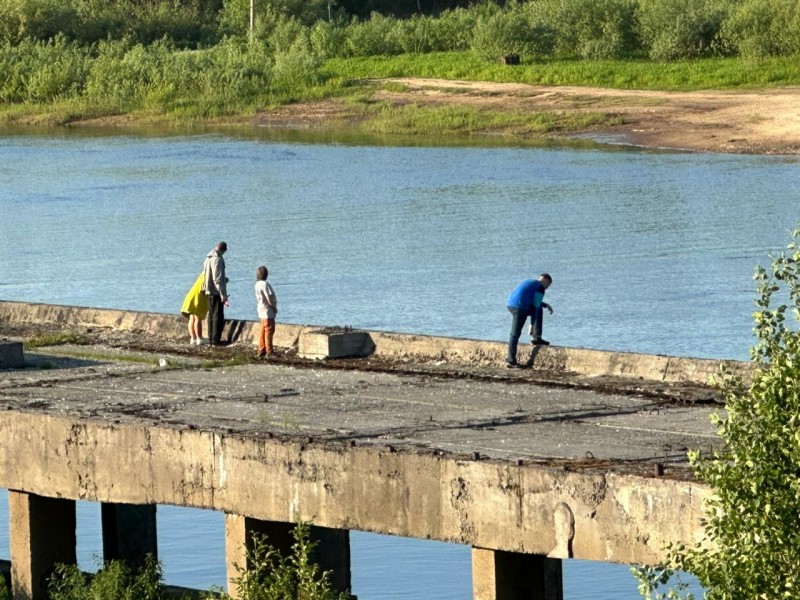 Пристань и "заброшки": Общественная палата Коми провела первые рейды популярных мест сбора молодёжи