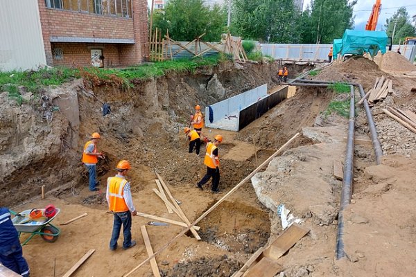 Ремонт теплотрассы на улице Станционной в Сыктывкаре будет вестись круглосуточно