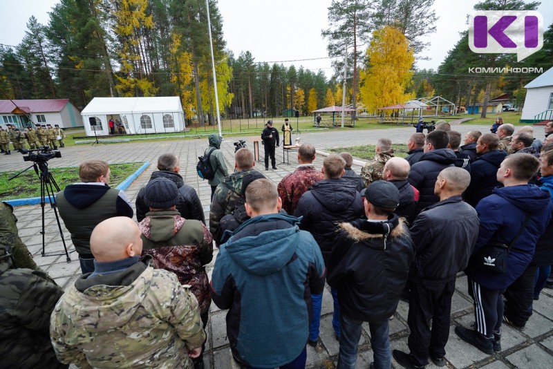 В Коми ушедшим на СВО чиновникам срок военной службы включат в трудовой стаж