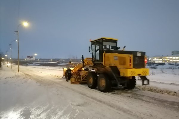 В Воркуте устраняют последствия циклона