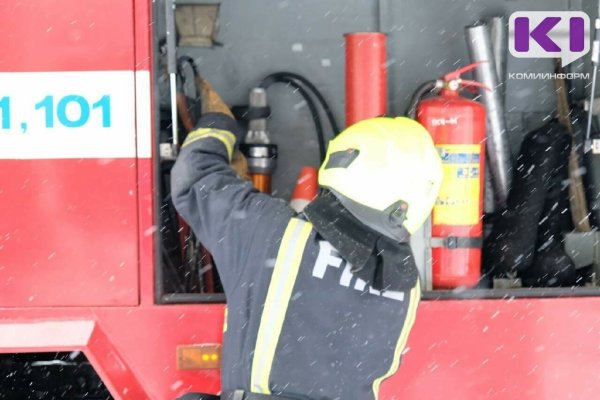 В ижемском селе Брыкаланск на пожаре спасли пенсионера