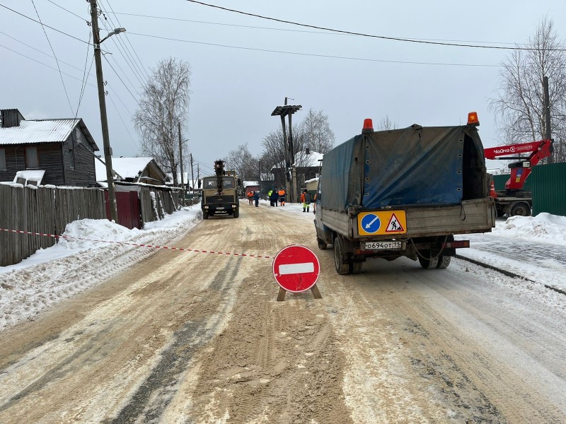 В сыктывкарском местечке Кируль демонтировали старую вышку аэронавигации
