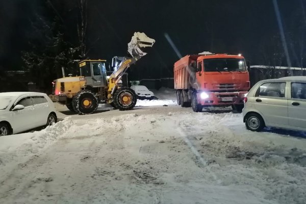 Управляющие компании Сыктывкара принудили расчистить городские дворы