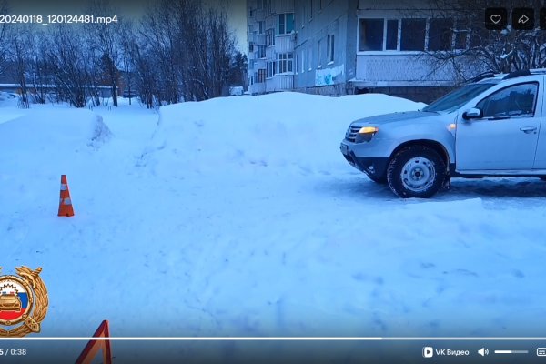 В Сыктывкаре под машину попала трехлетняя девочка 