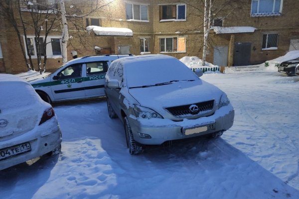 В Ухте должник спас свой 