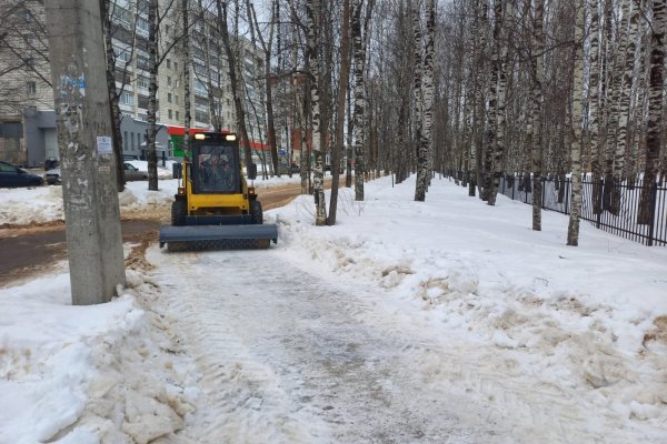 На улицы Сыктывкара коммунальщики вывели ледокол