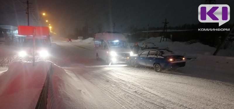 В Ухте скорая помощь попала в ДТП 