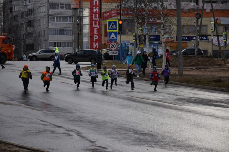 В Эжве состоялась традиционная легкоатлетическая эстафета